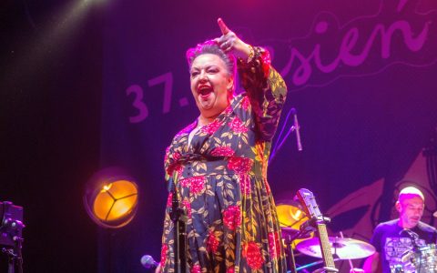 Kaz Hawkins na festiwalu Jesień z Bluesem, fot. Jerzy Doroszkiewicz