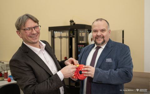 Zgłoszenie patentowe: Implant stawu skroniowo-żuchwowego, dr Borkowski i dr Trochimczuk_fot.Iryna Mikhno_PB