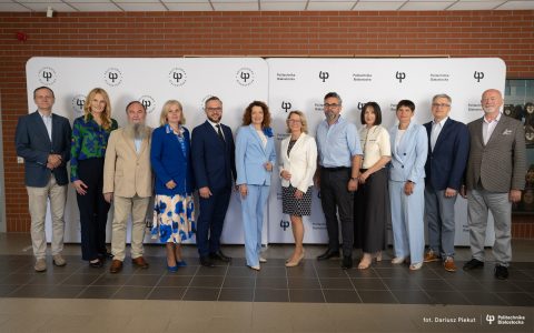 grupa osób: Prorektorzy i dziekani wydziałów Politechniki Białostockiej w kadencji 2024-2028