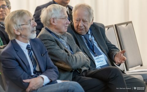 2025-01-21-XXI-Konferencja-Światłowody-i-ich-zastosowania-fot-Dariusz-Piekut