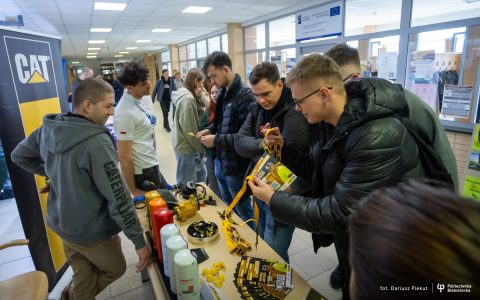 Politechnika Białostocka zorganizowała Wydziałowe Dni Branżowe. Pracodawcy dla studentów