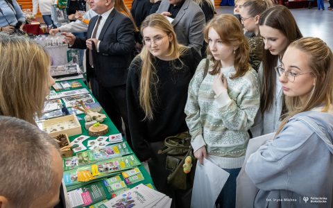 Politechnika Białostocka bierze udział w akcji Uczelnie w powiecie. Spotkała się z uczniami w Zespole Szkół Nr 1 w Zambrowie