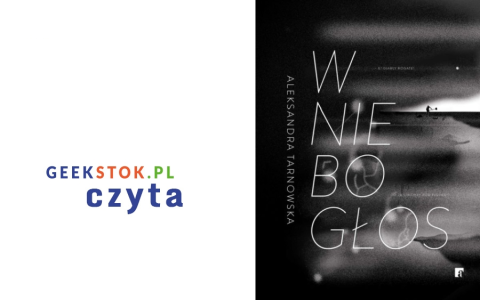 Aleksandra Tarnowska postanowiła poświęcić swój debiut tematyce wiejskiej. Z odrobiną magii, osadzeniem w latach 70. XX wieku zdaje się bardziej czerpać z klasyków polskiej literatury tego nurtu, niż podpatrywać „Chłopki”. Jaka jest ta PRL-owska wieś? Raczej biedna, niewykształcona, brudnawa, zabobonna. Nie aż tak jak w niepowtarzalnej „Konopielce”, ale nauczycielka i tu się pojawi. I to w roli uciekinierki, ofiary patriarchatu, ale i femme fatale. Głównym bohaterem jest… 12-latek. Chłopiec raczej przeciętnej inteligencji, ale pełen marzeń. Świadomy swoich możliwości, acz zalękniony – i jako kolejna ofiara patriarchatu i jako ofiara ludowych zabobonów. Bo i rytuały przejścia – te najważniejsze – związane z umieraniem i żegnaniem zmarłych, z dniem Wszystkich Świętych i wiarą w duchy zmarłych są tu ważną osią narracji. Narracji spisanej na wzór wiejskich gawędziarzy. Mały Rysiek chce śpiewać i dołączyć do wiejskiej kapeli grywającej na weselach. Jak przystało na ucznia, spisuje słowa rytualnych pieśni pogrzebowych w zeszycie i usilnie chce nauczyć się grać na akordeonie. Ale ze śpiewaniem przy umierających trzeba uważać. Tak przynajmniej wydaje się zabobonnemu dzieciakowi, a koincydencje w jego życiu zdają się potwierdzać wręcz istnienie fatum. Wierzy też, że makowiec pozostawiony w Wigilię na grobie mamy pozwoli nawiązać z nią kontakt. Surowe wychowanie, autokratyczni ojcowie, alkoholizm – to kolejne wątki, które mieszkają nie tylko w Tuklęczy. Wsi według mapy w Świętokrzyskiem. Co ciekawe, cytując pieśni pogrzebowe Tarnowska posiłkuje się dziedzictwem Mazowsza i Podlasia. Tu wciąż są jeszcze pogrzebowe chorągwie, grobowa deska, stukanie trumną w futrynę jako pożegnanie z domem. A może to książka o marzeniach, o ich mocy, które pokonają wszelkie przeciwności i pozwolą małemu Ryśkowi stawać się tym, kim chce, nie tym kim widzi go wieś i własny ojciec – wiejski grabarz. Aleksandra Tarnowska zostawia czytelników z rozważaniami, jak potoczą się dalsze losy chłopca. I z przypomnieniem czasów, kiedy pożegnanie zmarłego było wspólnotowym przeżyciem, nie krótką wizytą w domu pogrzebowym. Aleksandra Tarnowska – Wniebogłos Wydawnictwo ArtRage