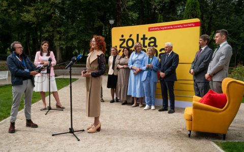Kampania Żółta Kanapa 2025, fot. Jakub Tomasz Gwiazdowski UM Białystok