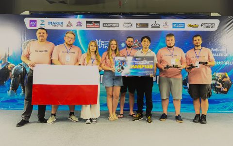 2026-05-25-Rover-Team-na-podium-w-Tajlandii