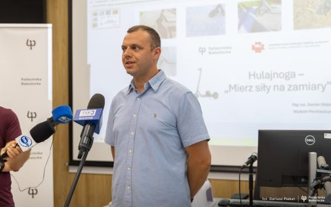 Daniel Ołdziej na briefingu